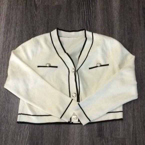 BRAND NEW NWT Cream & Black Cropped Cardigan 2XL (16) - Picture 7 of 9
